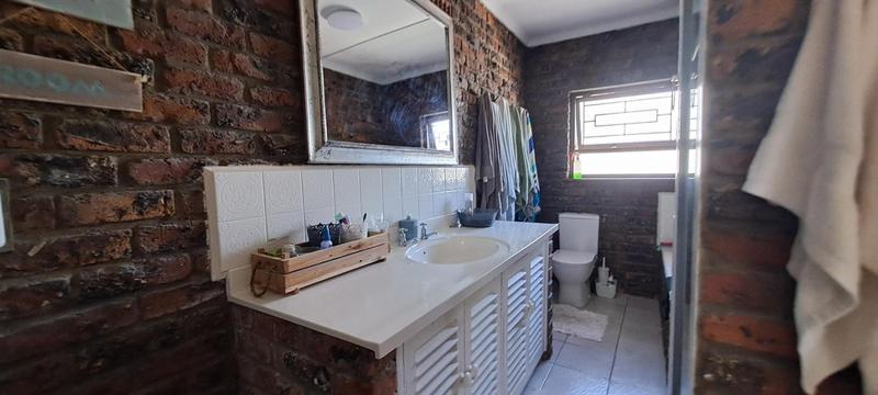 4 Bedroom Property for Sale in Dormehls Drift Western Cape